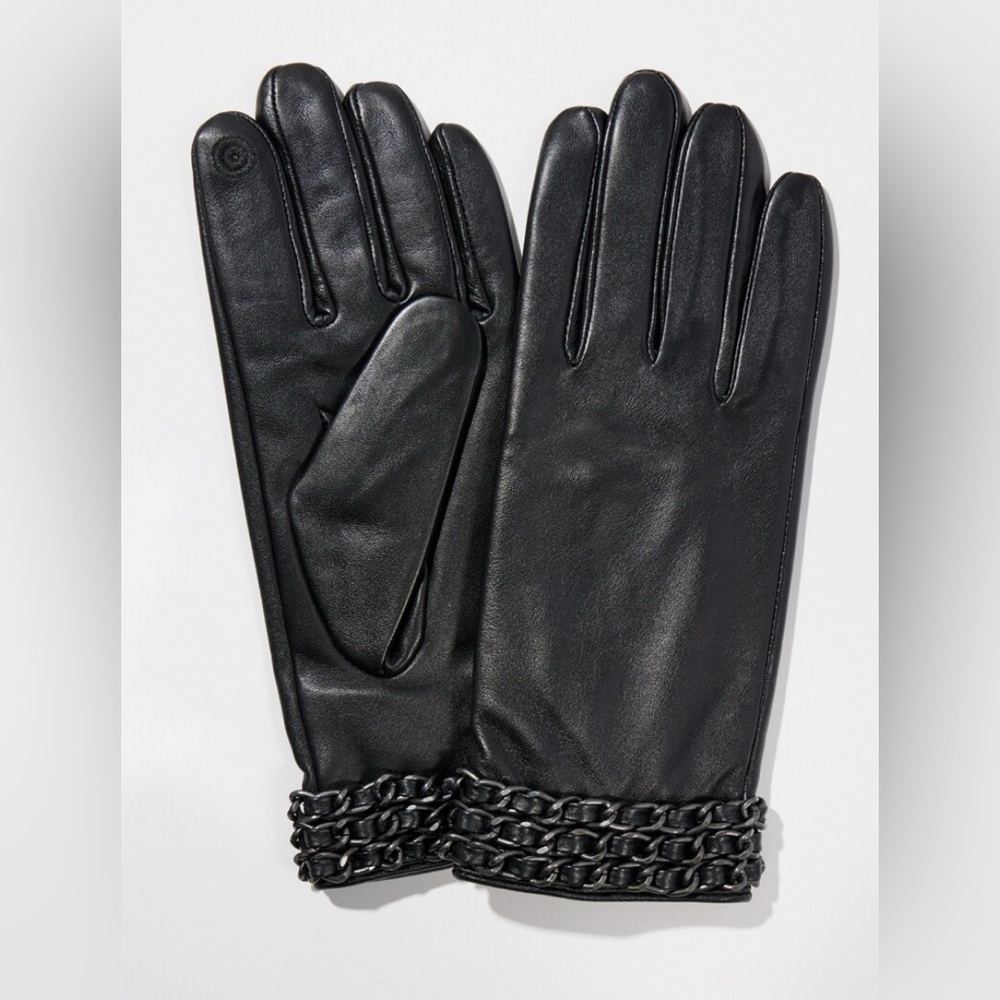 NWT Chico’s Leather Gloves with chain detail